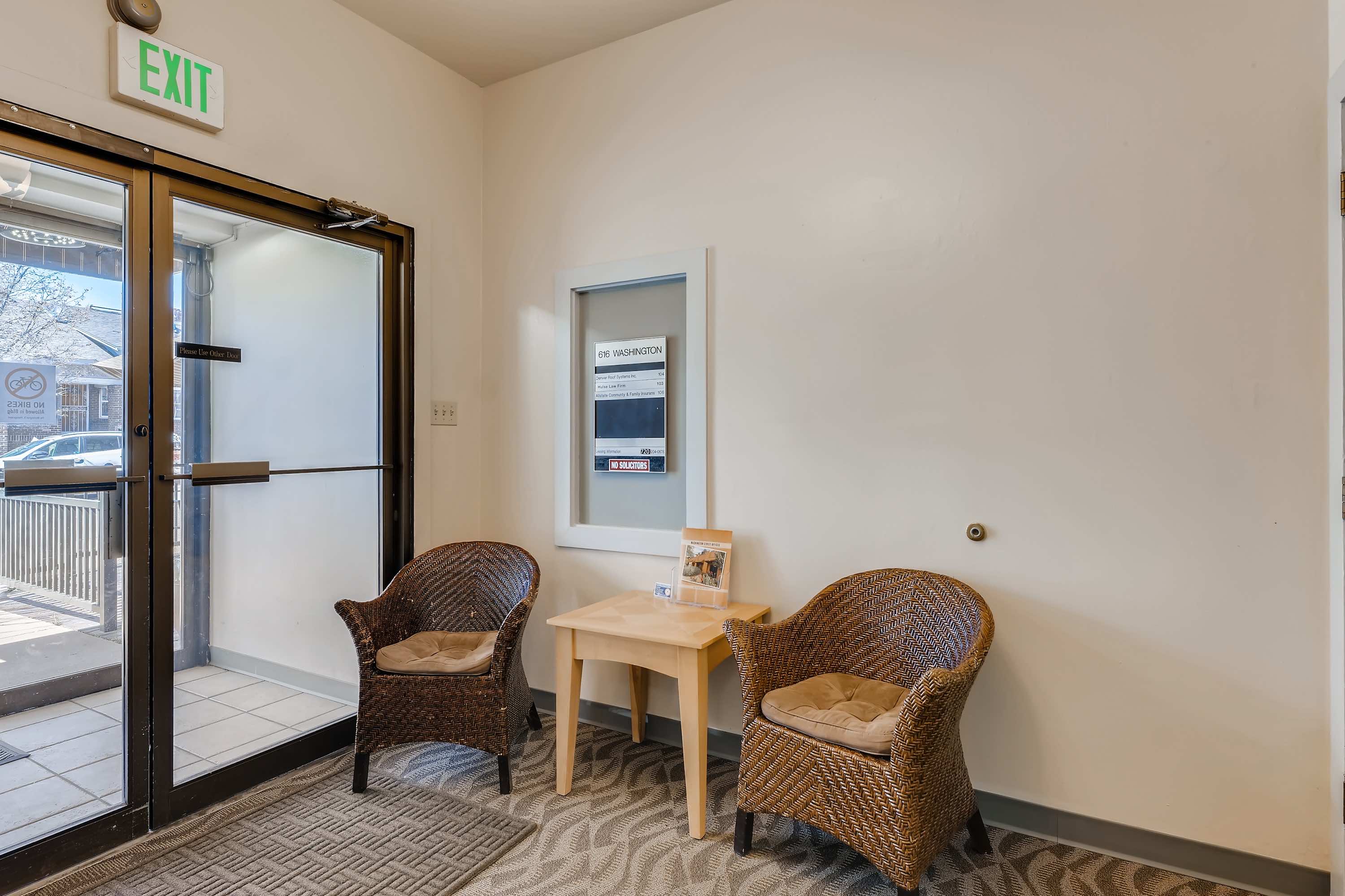 Building Lobby | Suite Interior | Premier Office Suites in Capitol Hill, Denver | Washington St Offices LLC